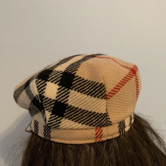 Burberry check hat/cap - Picture 5 of 8